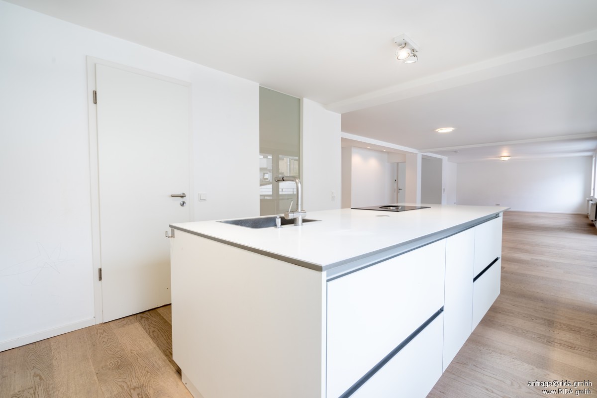 Welc(H)ome® - High-End Wohnen über den Dächern der Altstadt – Penthouse-Maisonette mit Privataufzug! - Photo 3