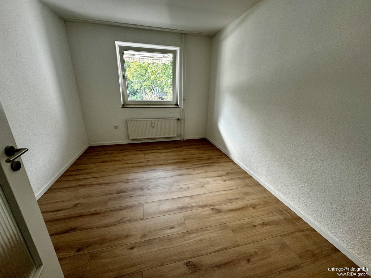 RIDA Residential! Modernisierte 3-Zimmer-Wohnung mit viel Stauraum und Balkon in von Köln-Nippes! - Foto 3