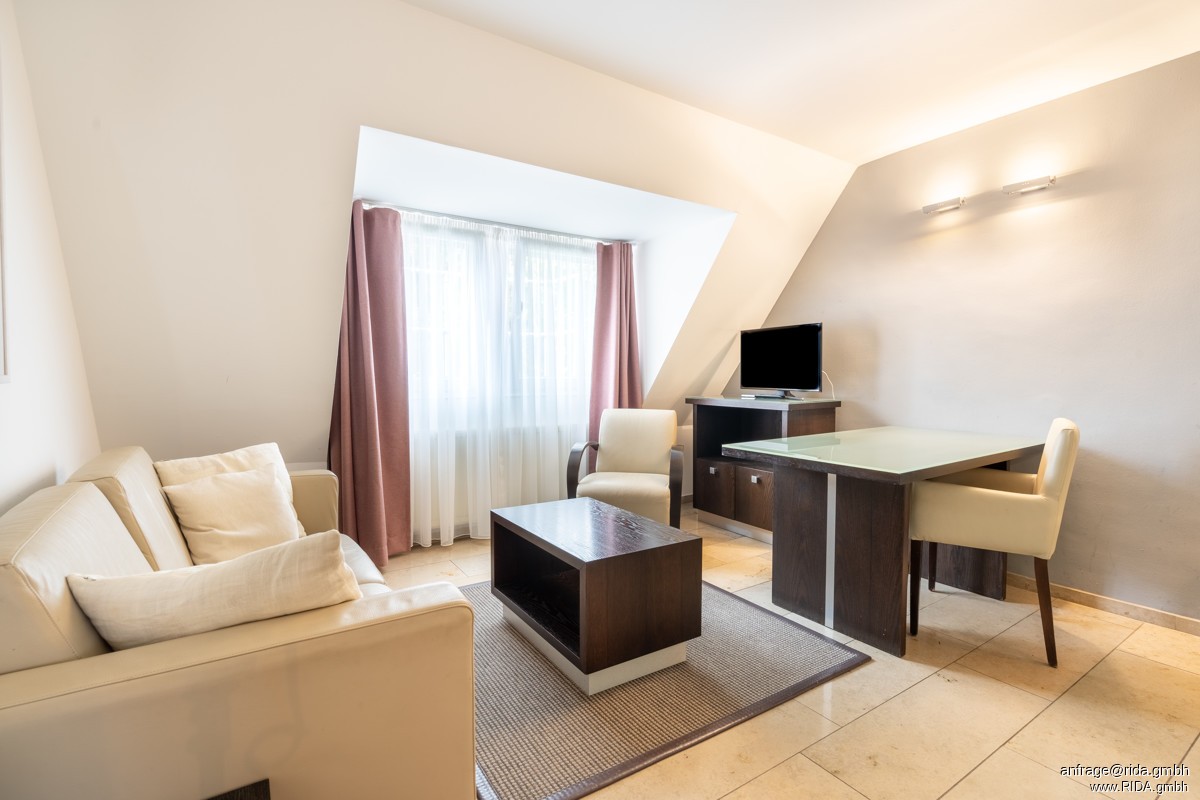 Welc(H)ome® by RIDA FLATS – D’dorf City! Charmant + Top Lage! Aufzug • Balkon • AC • Löffelfertig - Foto 5