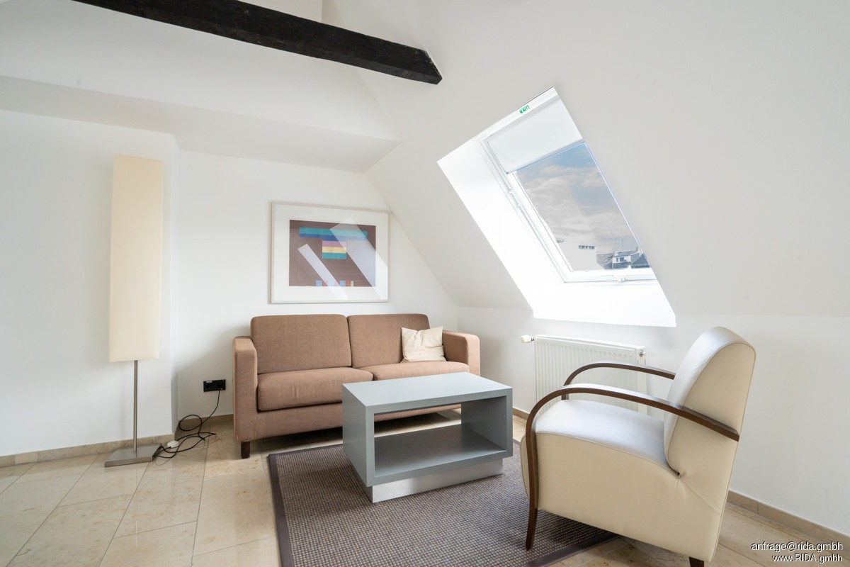 Welc(H)ome® by RIDA FLATS – D’dorf City! Charmant + Top Lage! Aufzug • Balkon • AC • Löffelfertig - Foto 2