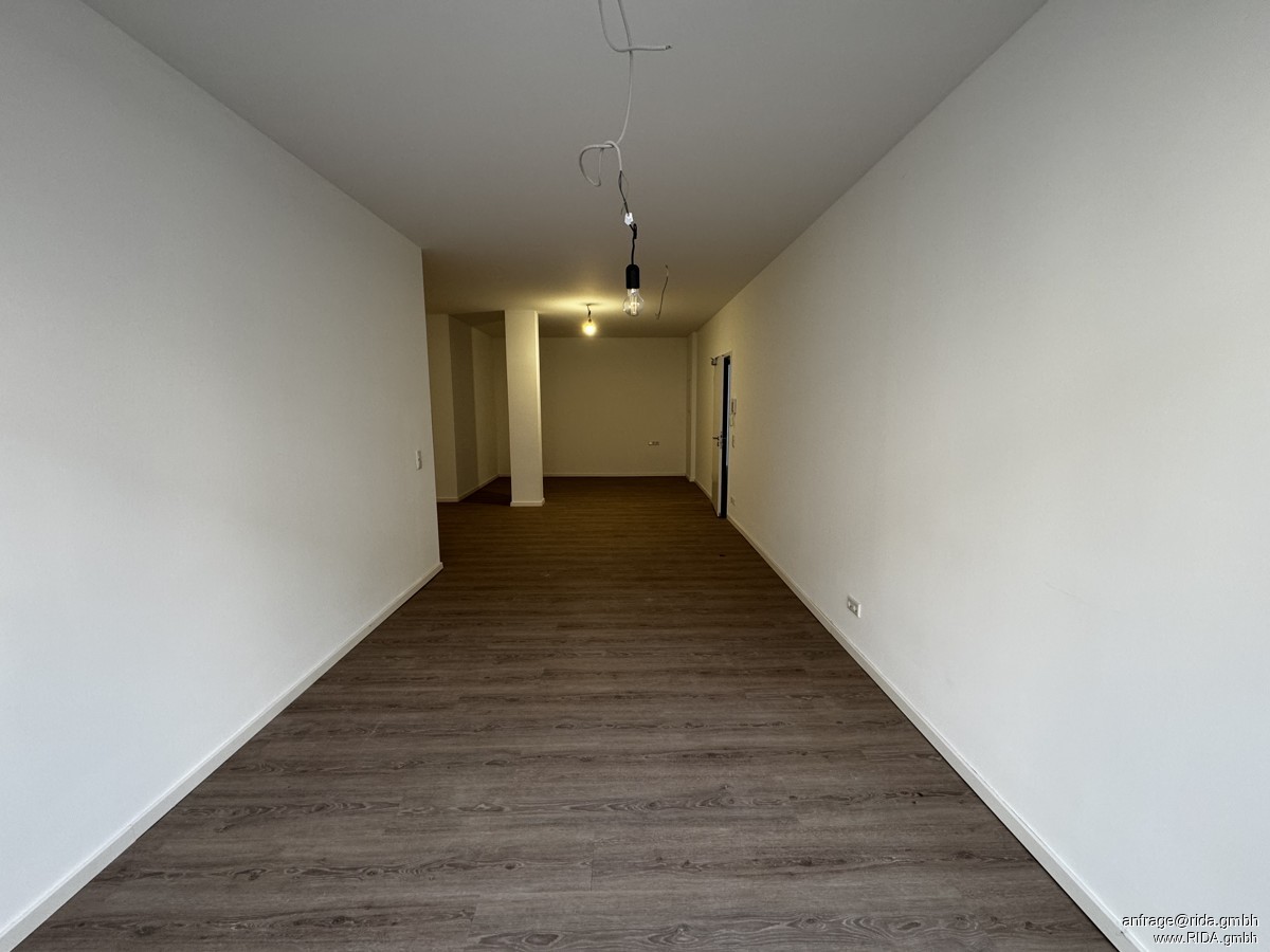 Welc(H)ome® by RIDA FLATS – Lichtdurchflutete EG-Wohnung mit großen Fensterfronten & Toplage - Photo 2