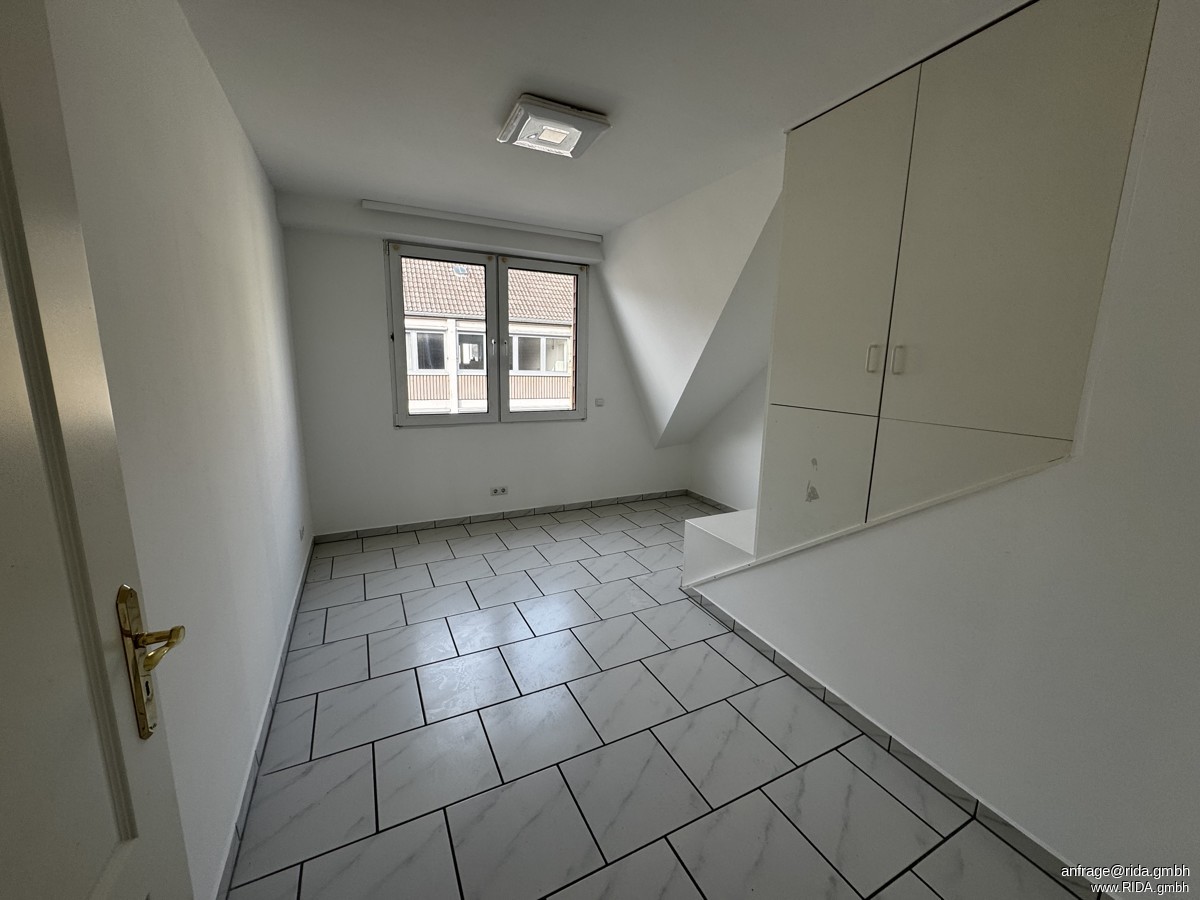 RIDA FLATS - Charmante Maisonette-Wohnung mit offener Raumgestaltung und gehobenem Wohnkomfort - Photo 3