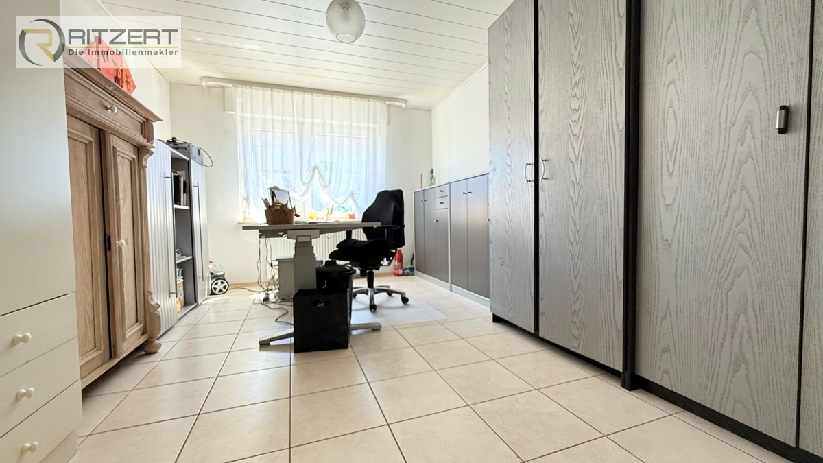 EG - Büro / Kiki