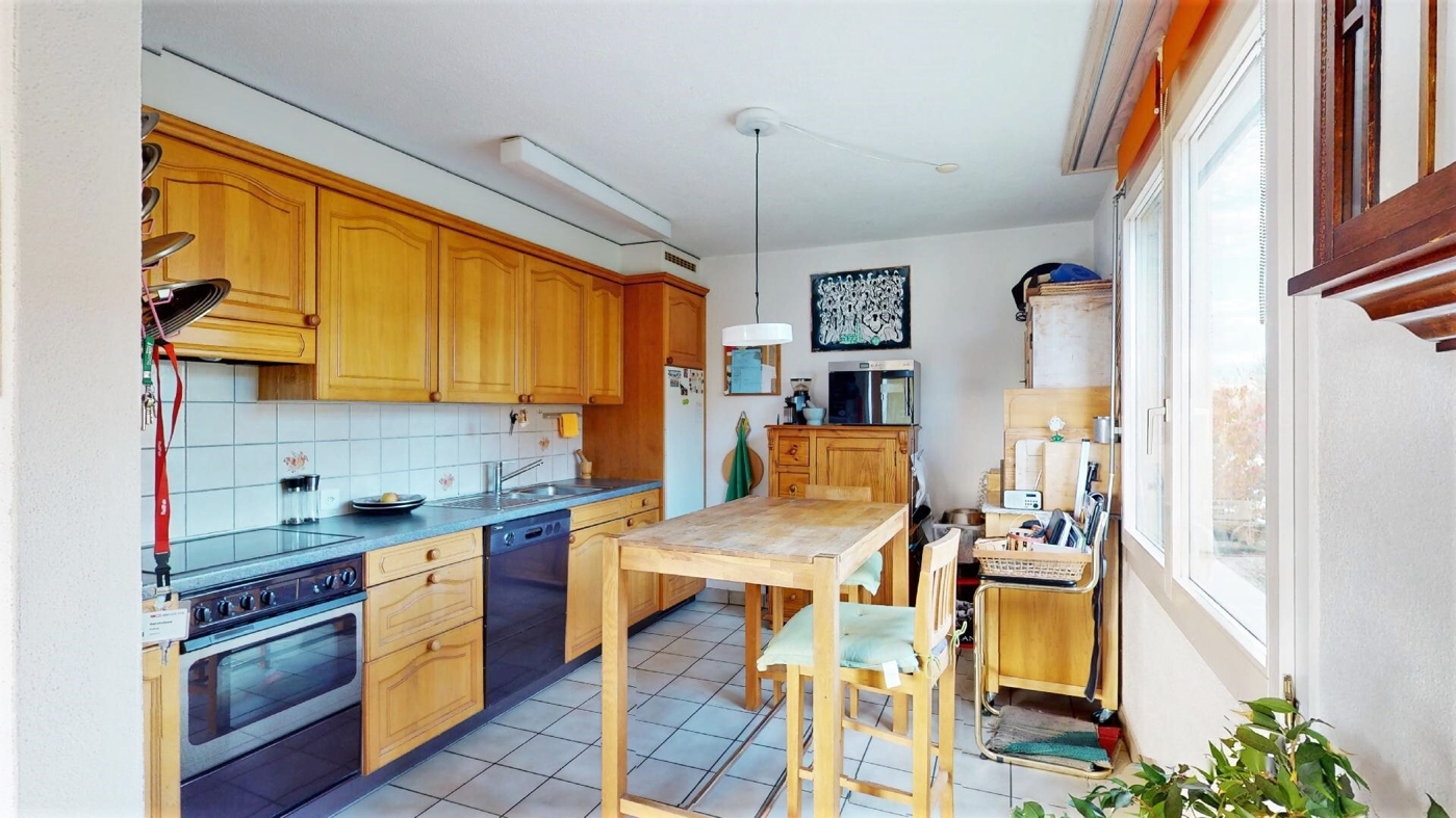 Küche mit Essbereich