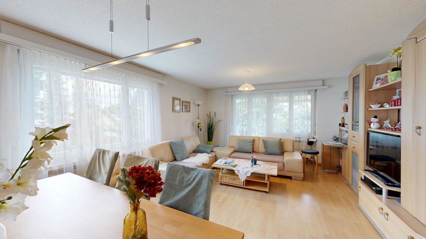 3.5 Zimmerwohnung im OG