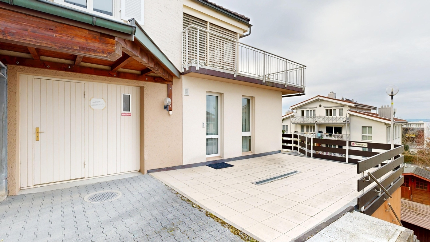 Aussenparkplatz