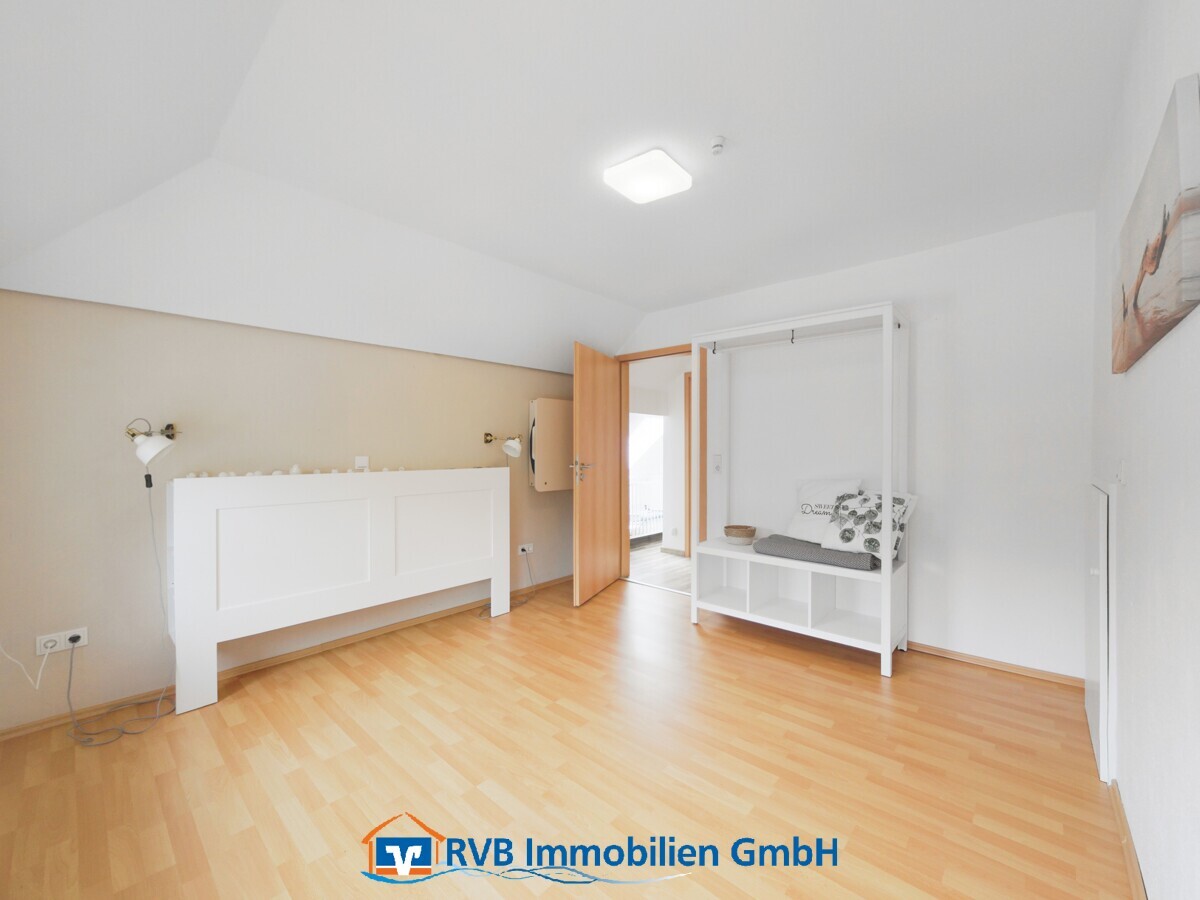 Schlafzimmer DG Wohnung 1