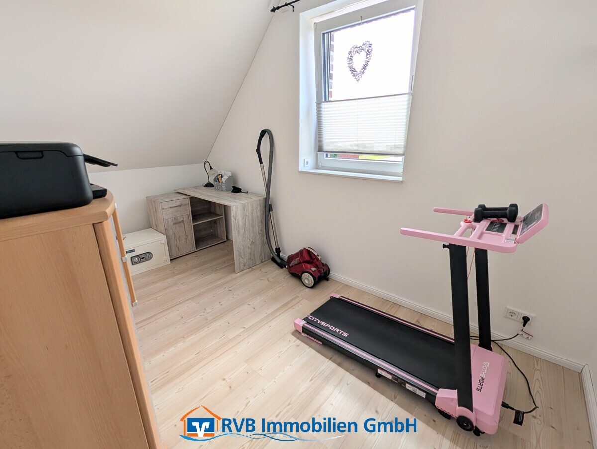 Büro / Hobbyraum im Dachgeschoss~2