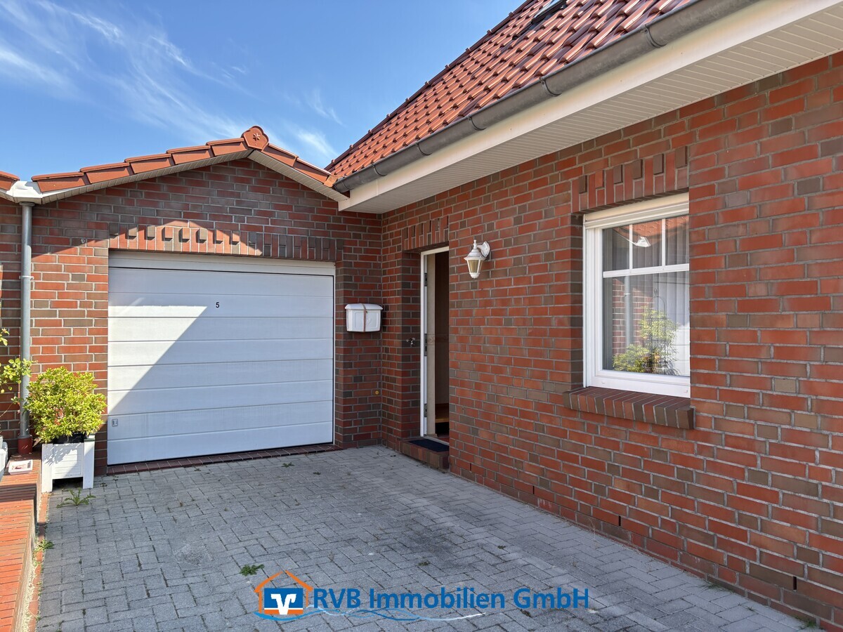 Garage mit Zugang zum HWR