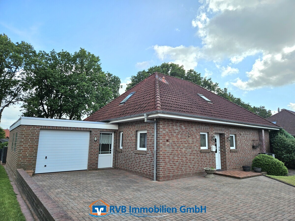 Auffahrt / Garage