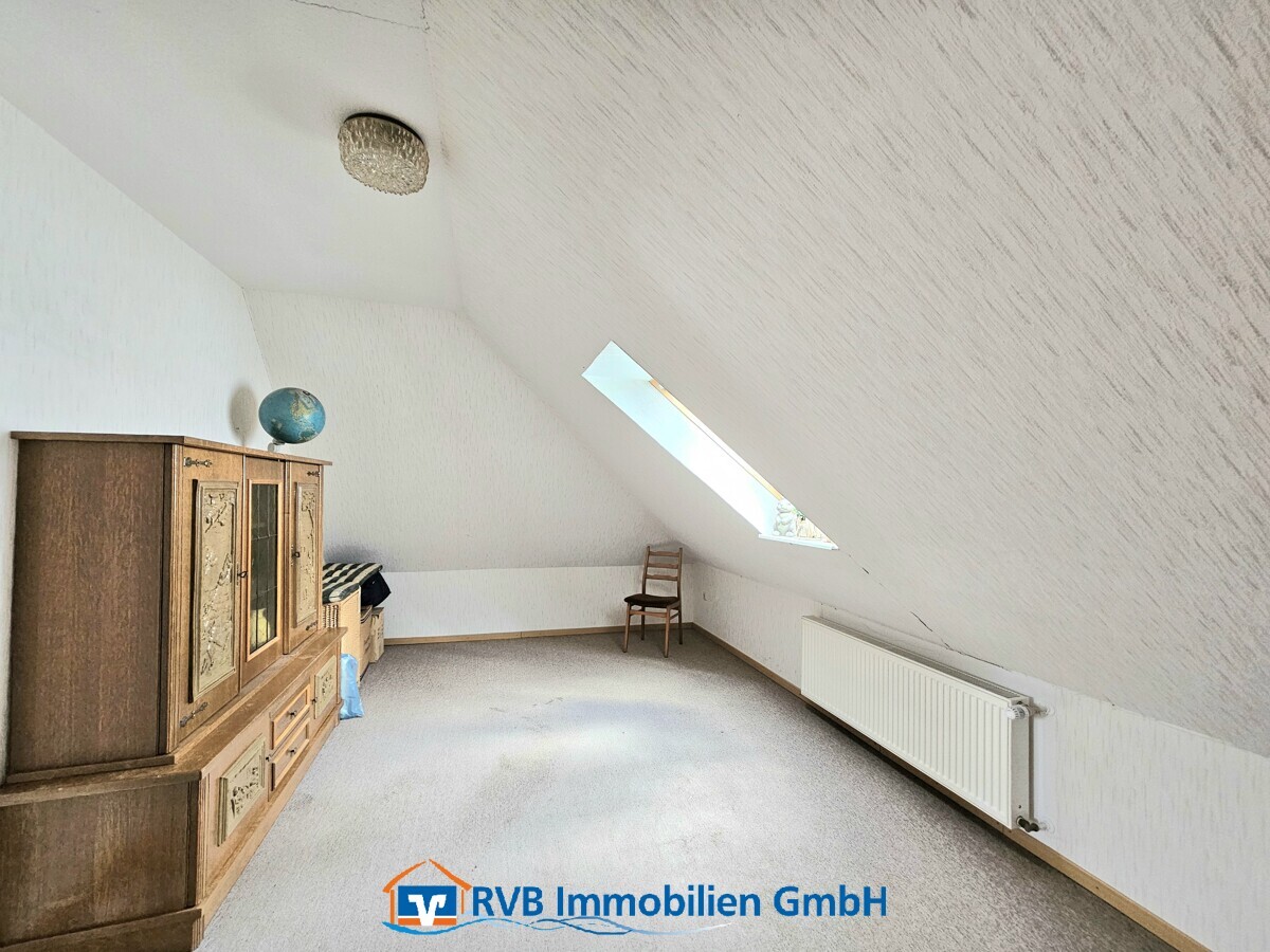 Schlafzimmer DG
