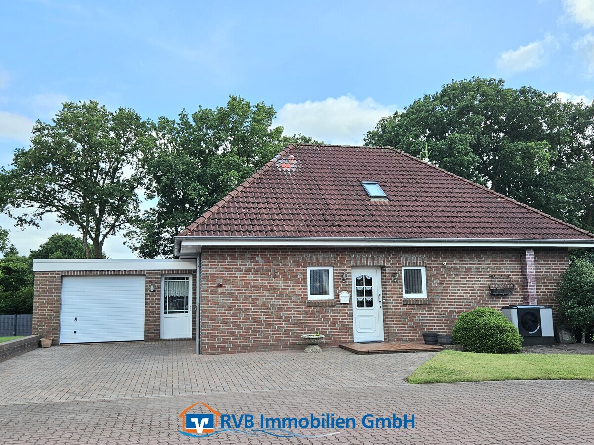 Auffahrt / Garage