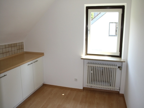 ... mit Fenster und viel Platz