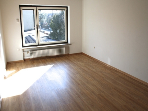 Schlafzimmer (19 m²) mit viel Platz