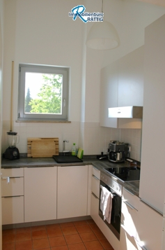 Moderne, neuwertige Küche