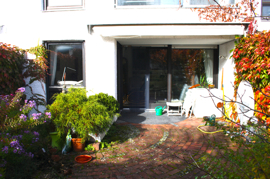 Schöner Garten mit Südterrasse