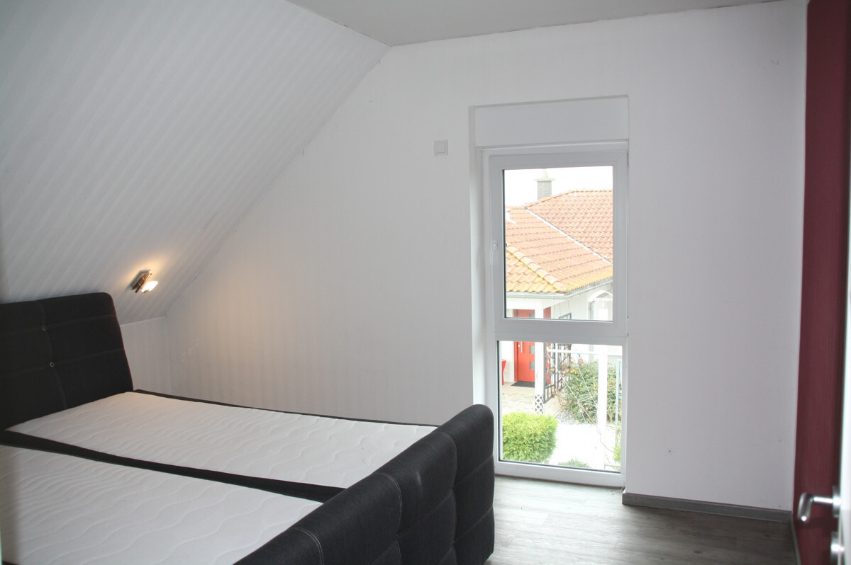 Schlafzimmer 1