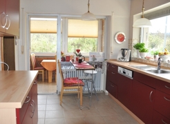 Küche mit Zugang Wintergarten-Balkon