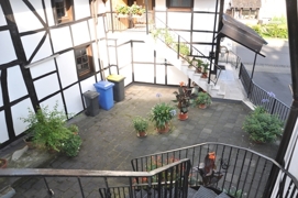 Blick auf Hof