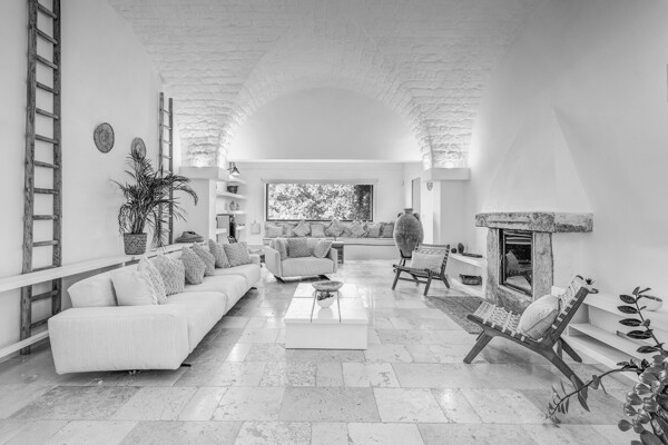 003_MASSERIOLA_DI_PUGLIA_OSTUNI_PUGLIA_RARO_VI.jpg