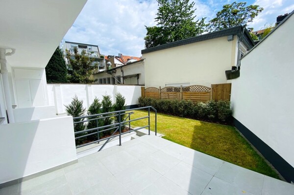 Terrasse (rechts)