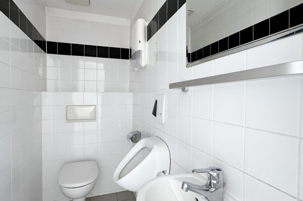 WC Herren
