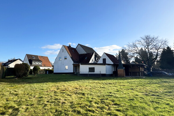 Wohnhaus / Garten