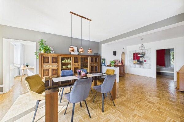 Wohnzimmer und Essbereich