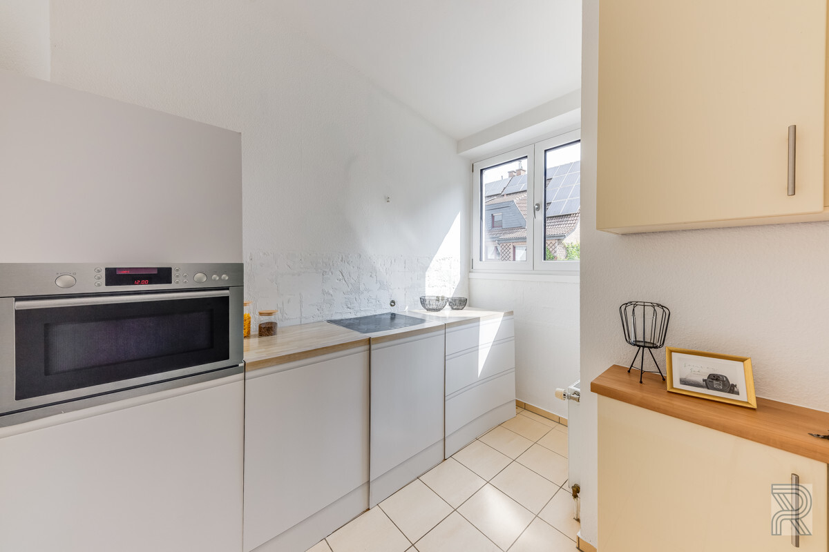 Helle & funktionale Küche