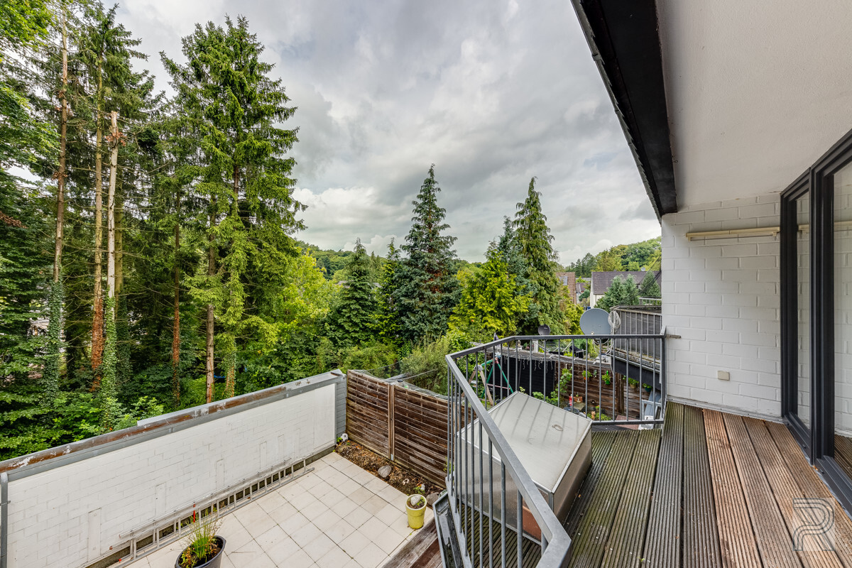 Balkon mit Blick ins Grüne inklusive