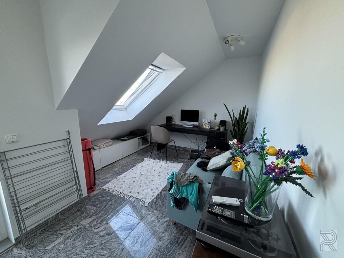 Dachgeschosswohnung