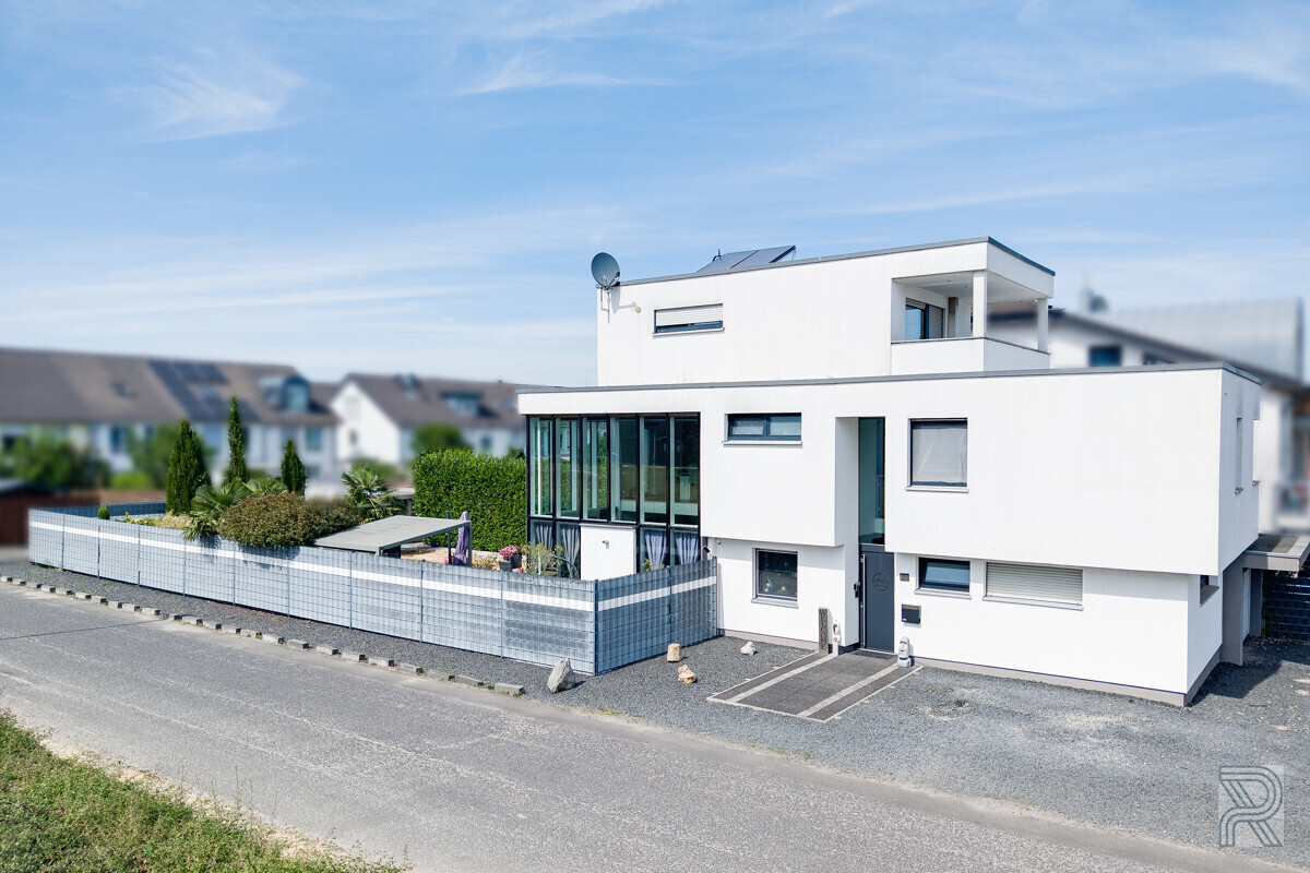Straßenansicht