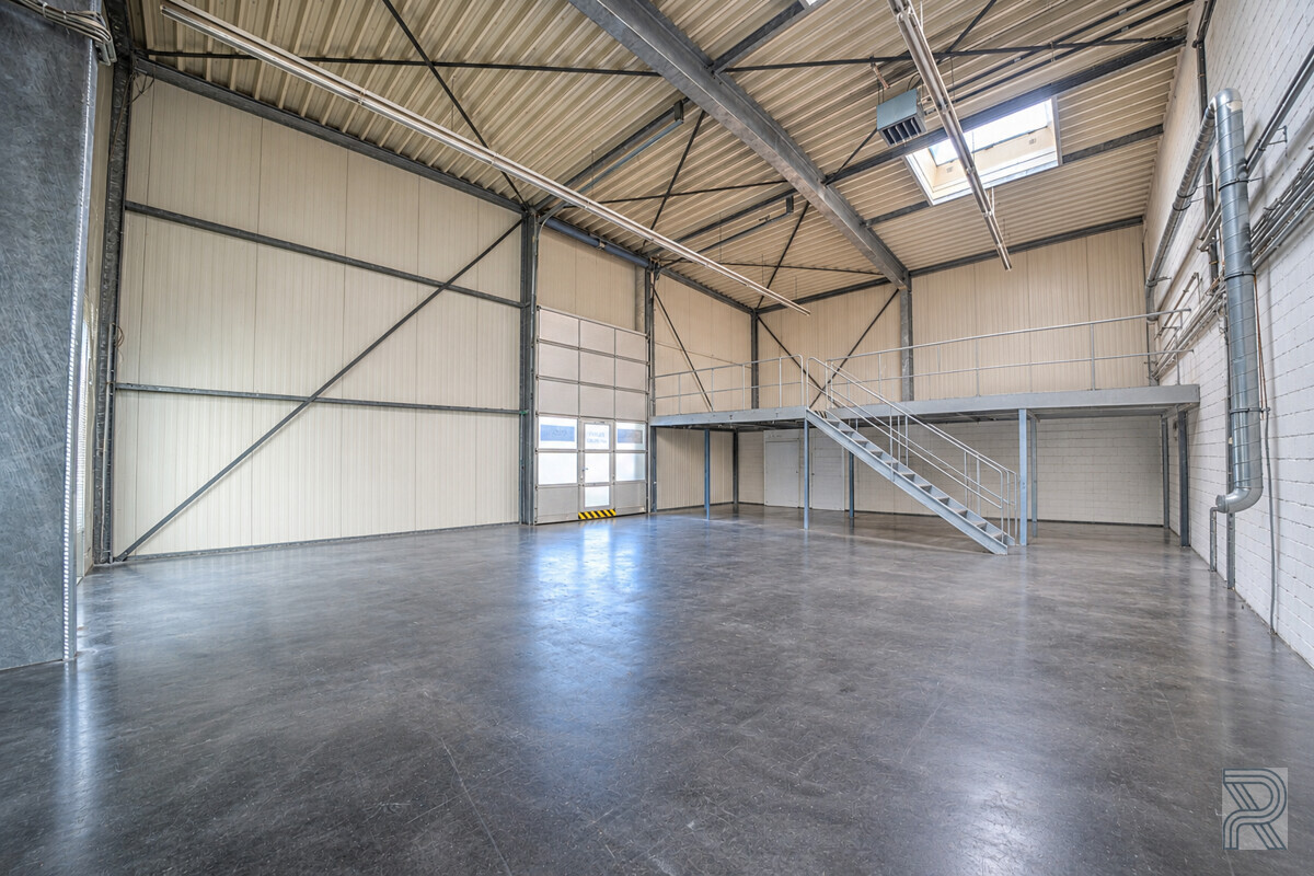 Lagerhalle