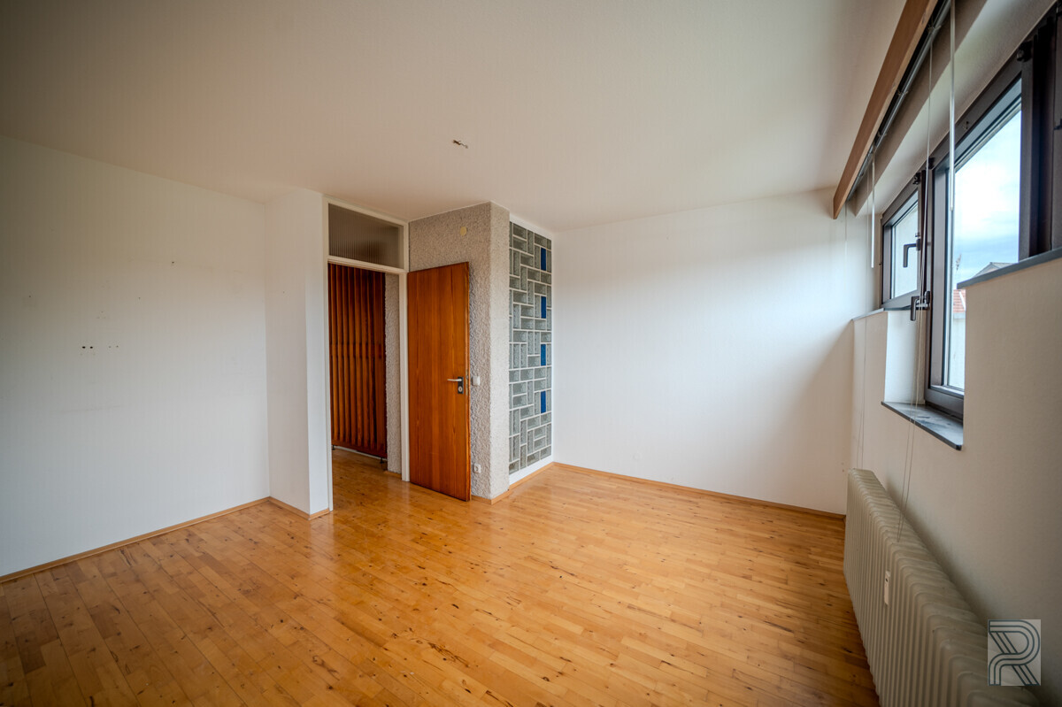 1.OG weiteres Zimmer