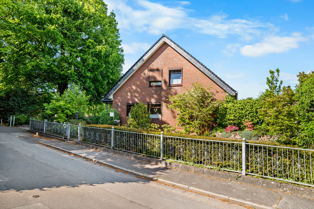 Straßenansicht
