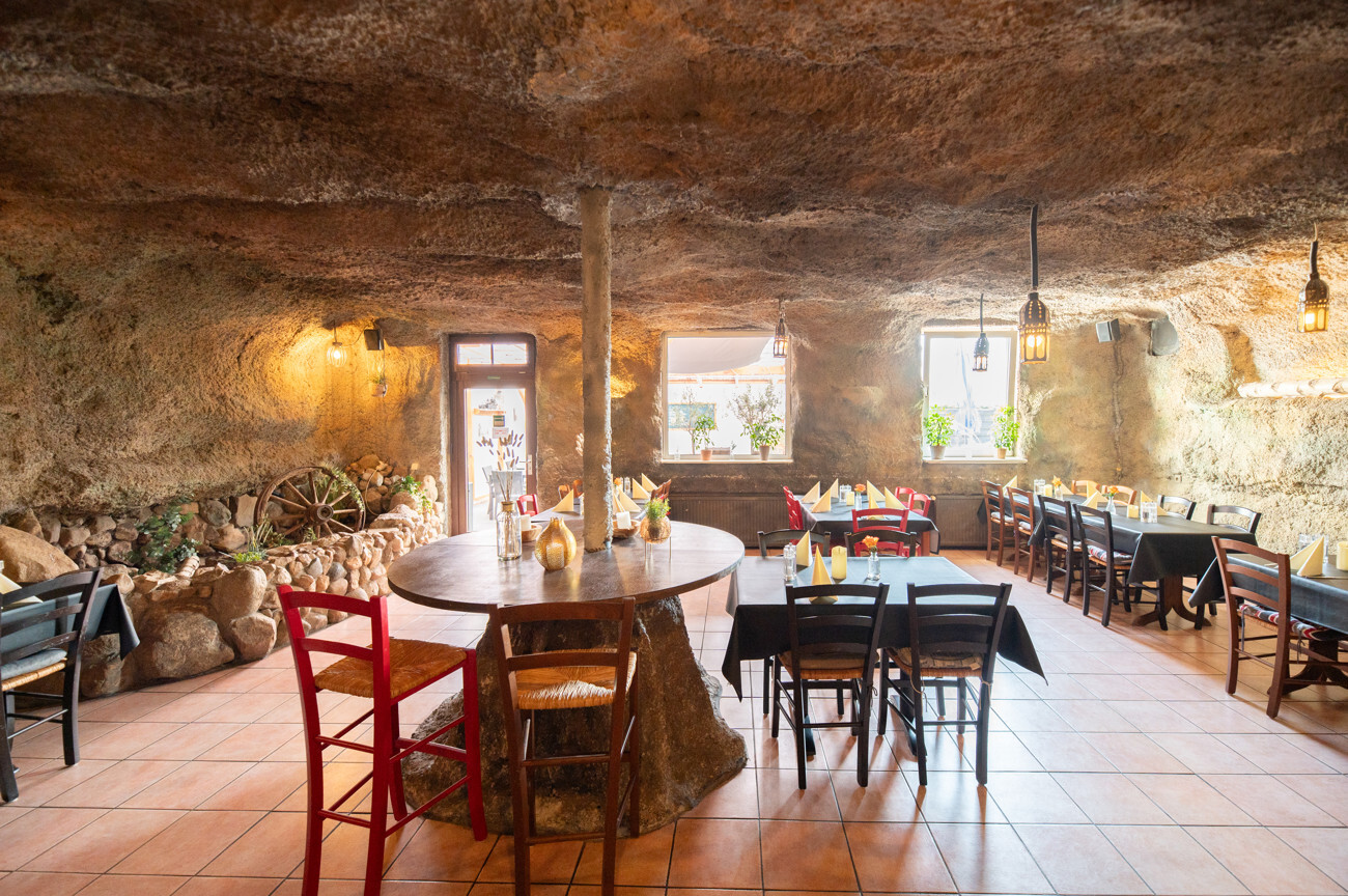 Restaurant II