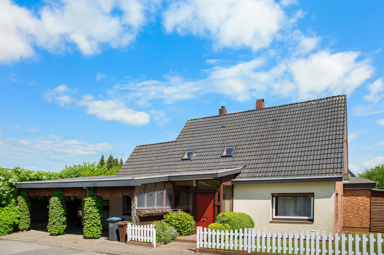 Straßenansicht