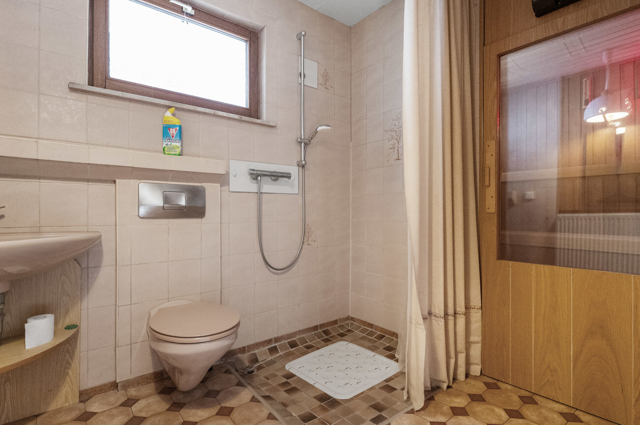 Badezimmer mit Sauna
