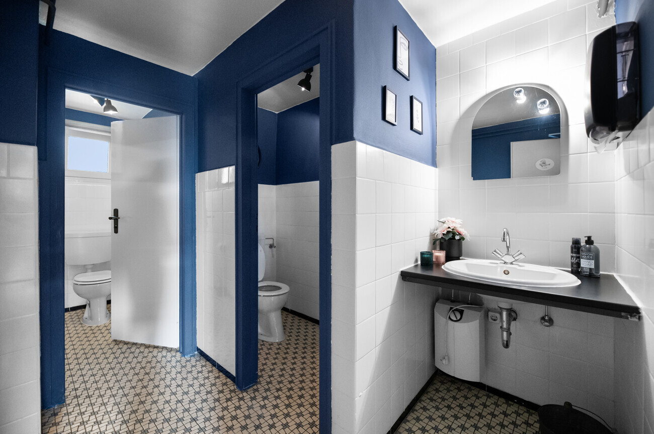 Saal Wc saniert