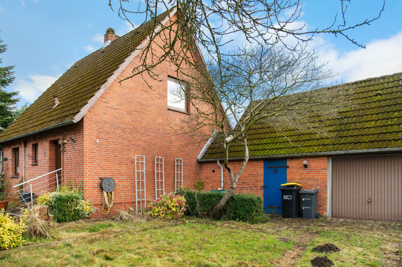 Garage im alten Stall