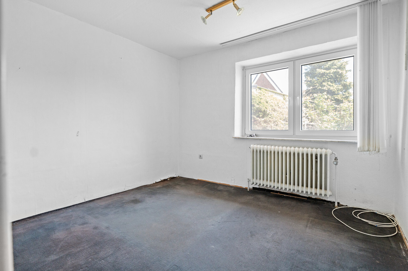 Büro EG