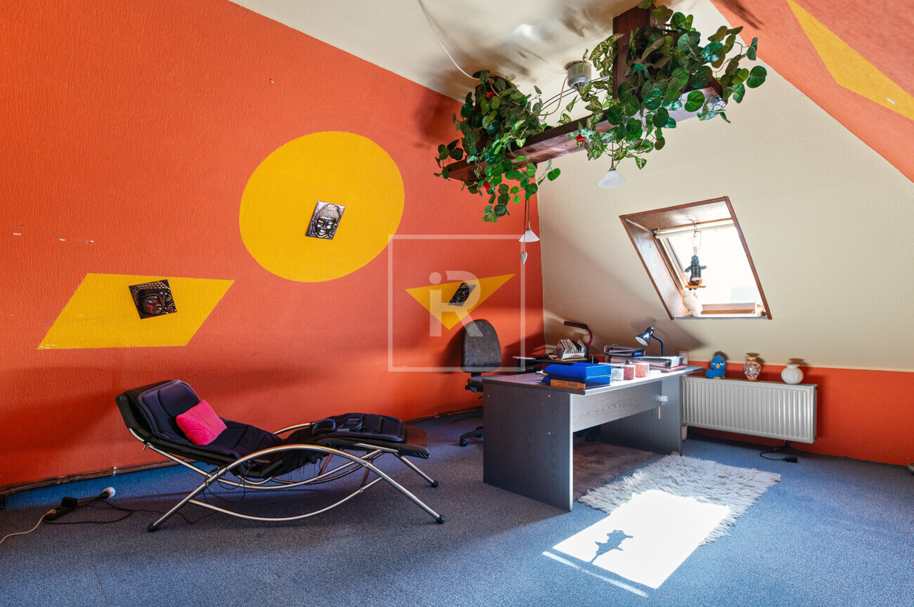 Büro OG