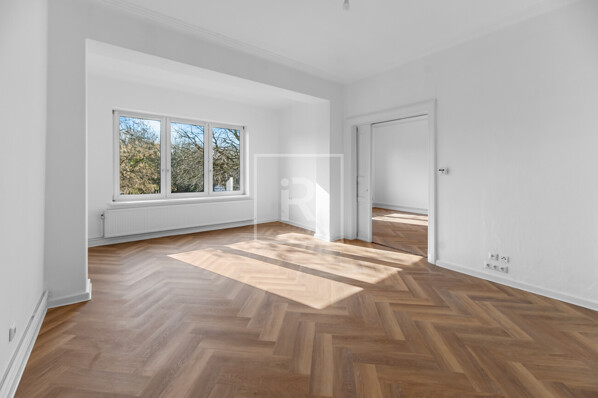 Wohn- und Esszimmer I