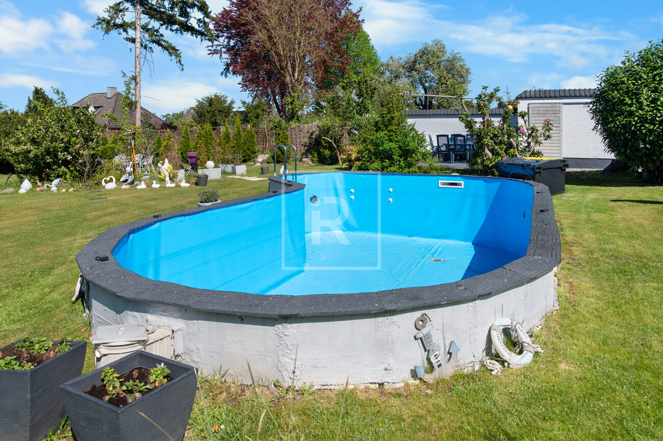 Schwimmpool