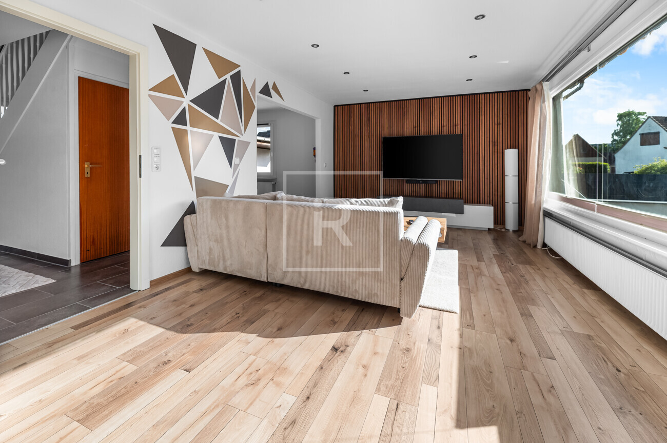 Wohn- und Esszimmer III