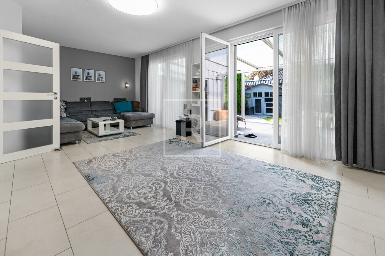Wohn- und Esszimmer II