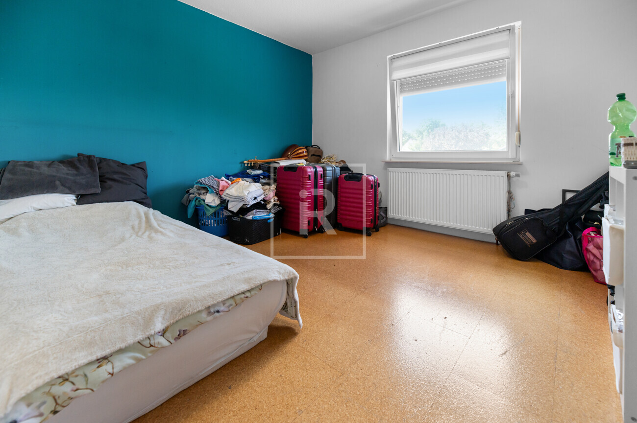 Schlafzimmer III
