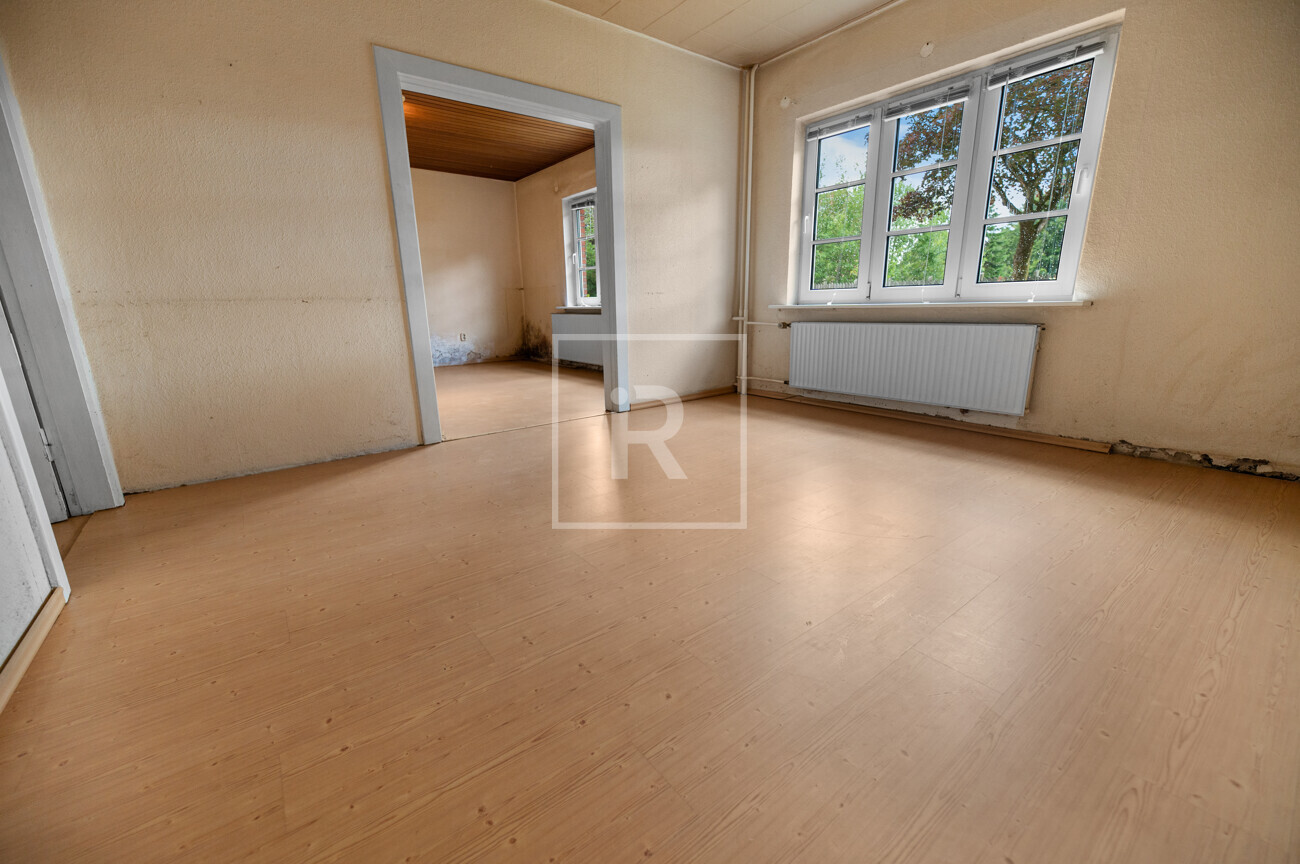 Wohn- und Esszimmer III