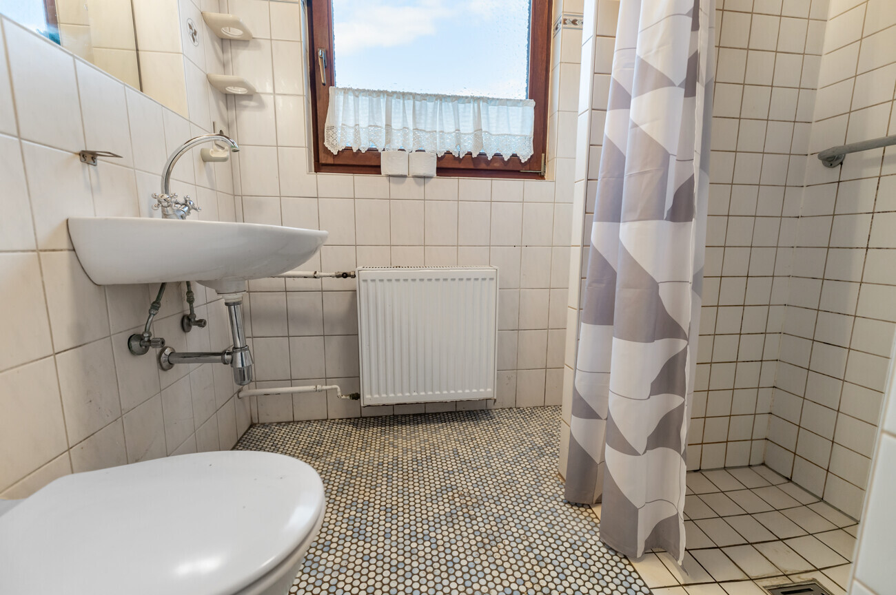 Gäste-WC EG