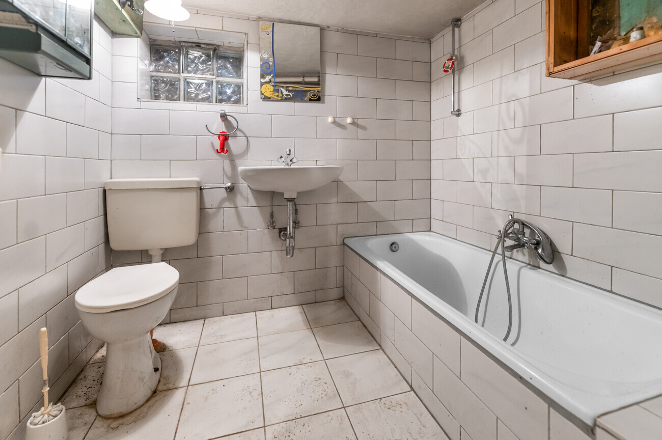 Badezimmer KG